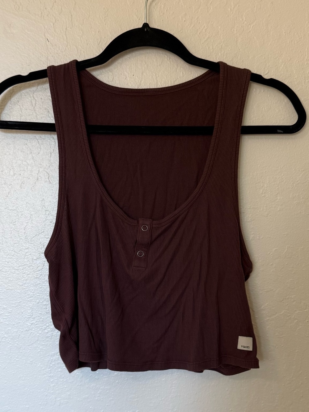 Vuori Women's Ribbed Crop Tank Top size medium